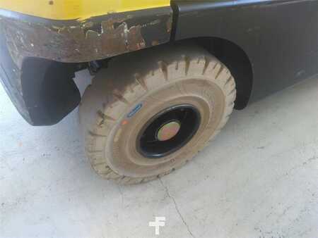 Carrelli elevatori GPL 2020  Hyster H2.5FT (8)