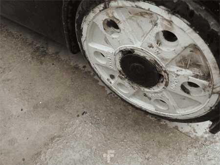 Skjutstativtruck - Yale MR14 (6)