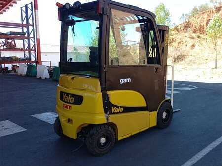 Chariots électriques à 4 roues - Yale ERP25VL (4)