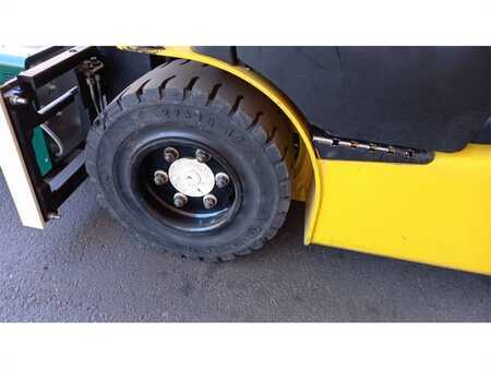 Chariots électriques à 4 roues - Yale ERP25VL (9)