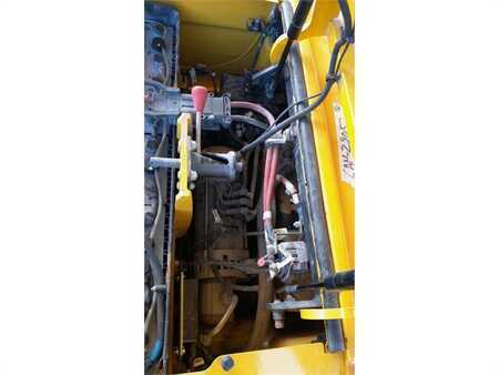 71930_f28cc749-15.jpg?v=1761539136