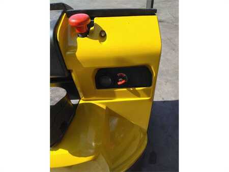 Elektromos emelőkocsik 2018  Yale MP20 (6)