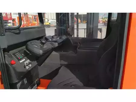 Retraky 2019  Toyota RRE160MC (11)