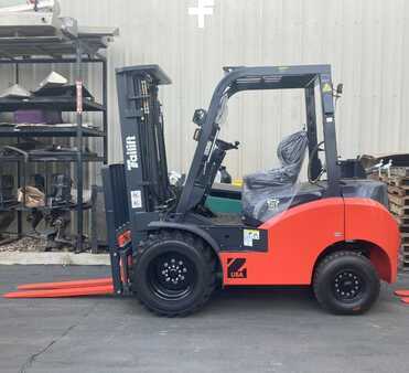 Propane Forklifts 2024  Tailift PFG25 (1)