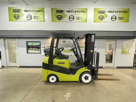 Propane Forklifts 2014  Clark C25CL (1)