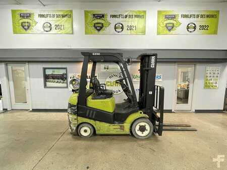 Diesel Forklifts 2015  Clark C25CL (1)