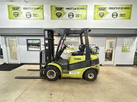 Propane Forklifts 2012  Clark C25L (2)