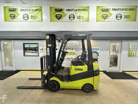 Diesel Forklifts 2018  Clark C20sCL (2)