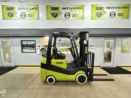 Diesel Forklifts 2024  Clark C20sCL (1)