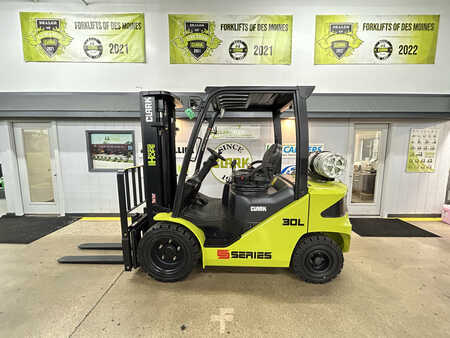 Diesel Forklifts 2024  Clark S30L (2)