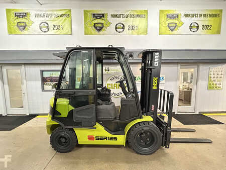 Diesel Forklifts 2023  Clark S30L (3)