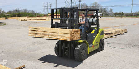 Carretilla elevadora diésel 2025  Clark S40L (3)