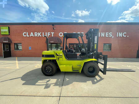 Diesel Forklifts 2025  Clark C70L (1)