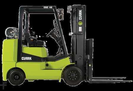 Diesel Forklifts 2022  Clark CGC 55 (3)