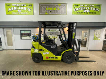 Diesel Forklifts 2023  Clark S25L (1)