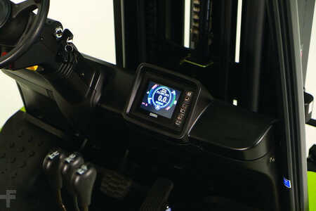 Diesel Forklifts 2023  Clark S25L (3)