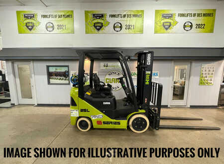 Diesel Forklifts 2024  Clark S25C (1)