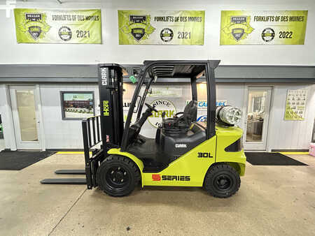 Diesel Forklifts 2024  Clark S30L (2)