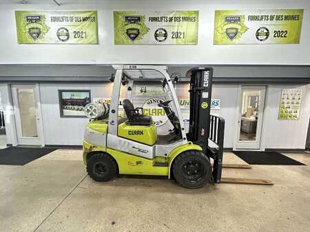 Diesel Forklifts 2017  Clark C25L (1)