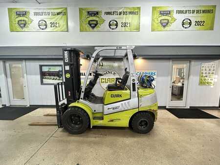 Diesel Forklifts 2017  Clark C25L (2)