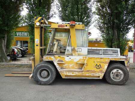 Dieseltrukki 1992  Transporta DVHM 12522 (1)