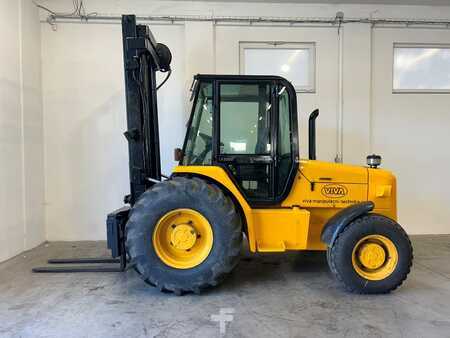 JCB 930