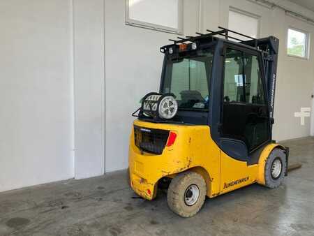 Gázüzemű targoncák 2011  Jungheinrich TFG 430s (3)