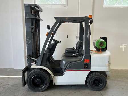 LPG VZV 2007  Nissan UGL02A35DE (5)