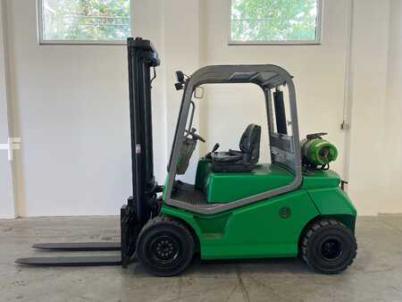 Carretilla elevadora GLP 2004  Cesab Drago 350 (3)