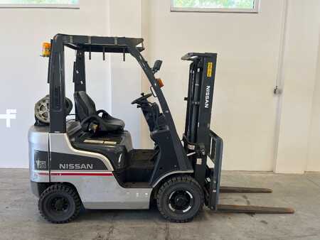 Gas truck 2012  Nissan P1F1A15D (3)