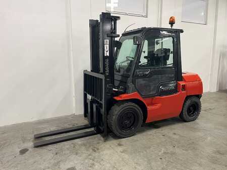 Diesel truck 2000  Toyota 02-7FD35 (4)