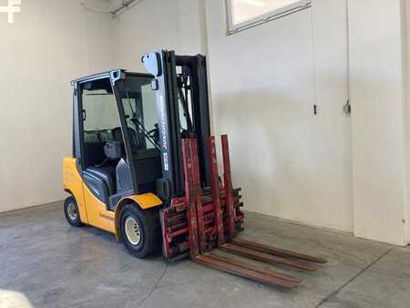 Carrelli elevatori GPL 2010  Jungheinrich TFG 435s (3)