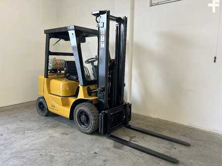 LPG Forklifts - CAT Lift Trucks GP 20 K (1)