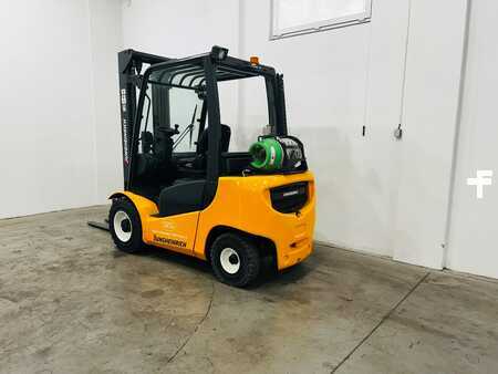 Gázüzemű targoncák 2008  Jungheinrich TFG 430 (4)