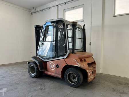 Carrelli elevatori diesel 2007  BT C4D 450E (4)