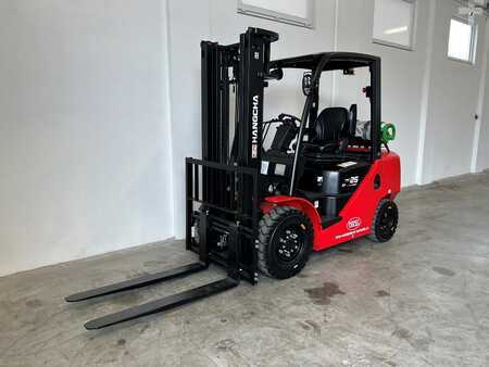 Gázüzemű targoncák 2025  HC (Hangcha) CPYD18-XH31F (6)