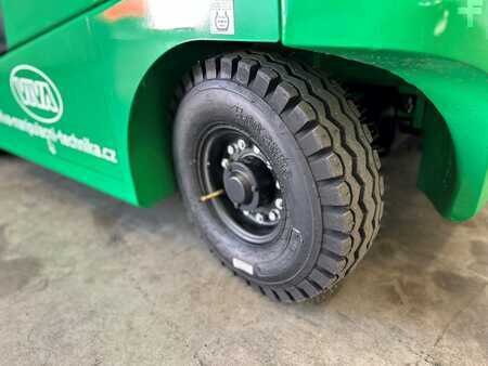 Sähkö - 4 pyör 2025  HC (Hangcha) CPD18-AEY2 (11)