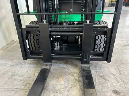 Sähkö - 4 pyör 2025  HC (Hangcha) CPD18-AEY2 (9)