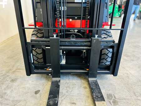 Gázüzemű targoncák 2025  HC (Hangcha) CPYD18-XH31F (7)