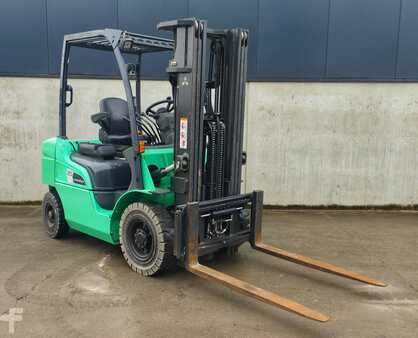 Diesel Forklifts 2020  Mitsubishi FD25NT (2)