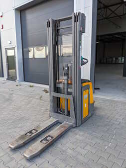 Stapelaars met staplatform 2018  Jungheinrich ERC 220 (4)