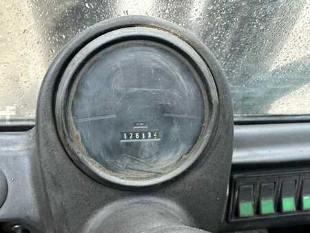 Dieselový VZV 2003  Linde H35D (2)