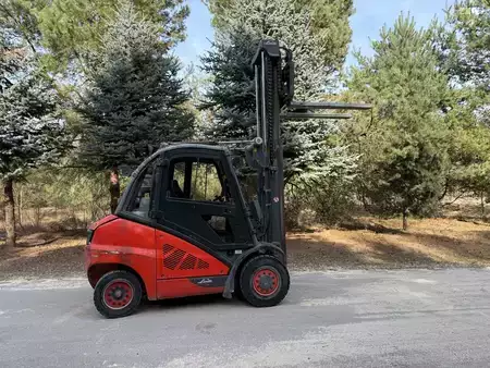 Wózki widłowe diesel 2012  Linde H45D (13)