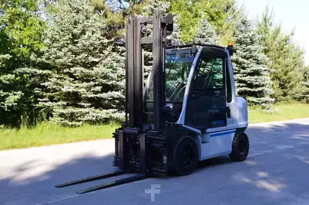 Diesel heftrucks 2016  Unicarriers YG1D2A32Q (3)