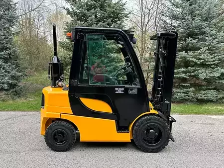 Dieselový VZV 2008  Yale GDP25 (5)