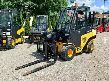 Tugger-train-trailer 2010  JCB Teletruk TLT30 (2)