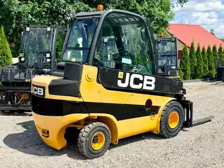 Tugger-train-trailer 2011  JCB Teletruk TLT30 (3)