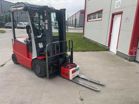 Elektro čtyřkolový VZV 2019  Heli CPD 25 (3)