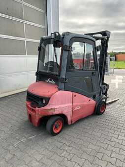 Diesel heftrucks 2011  Linde H20 (2)