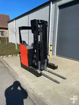 Schubmaststapler 2022  Toyota RRE140H (1)